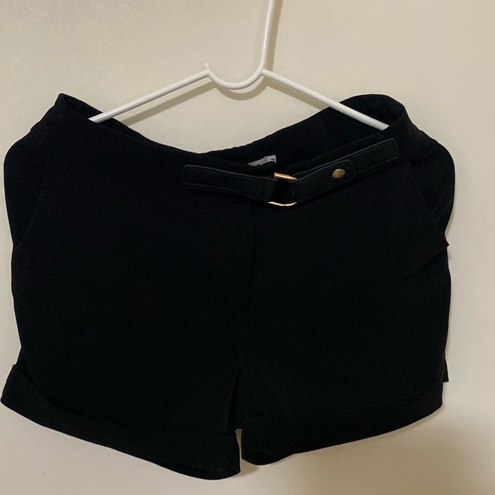 Black women  mid waist dress shorts with pockets Size S